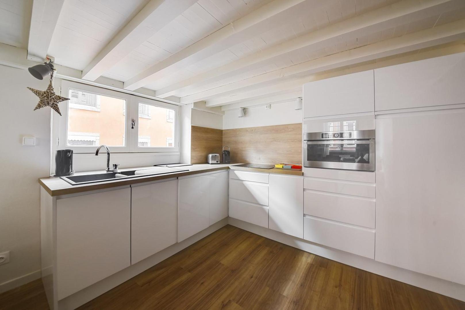 Guestready - Magnificent Duplex Canut Hypercentre Лион Екстериор снимка