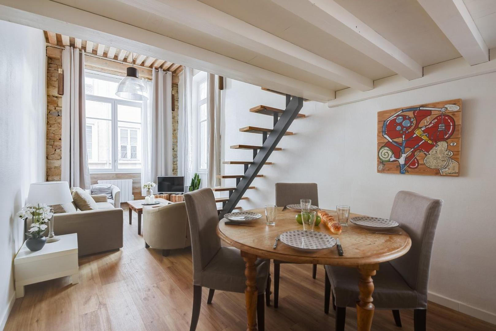Guestready - Magnificent Duplex Canut Hypercentre Лион Екстериор снимка